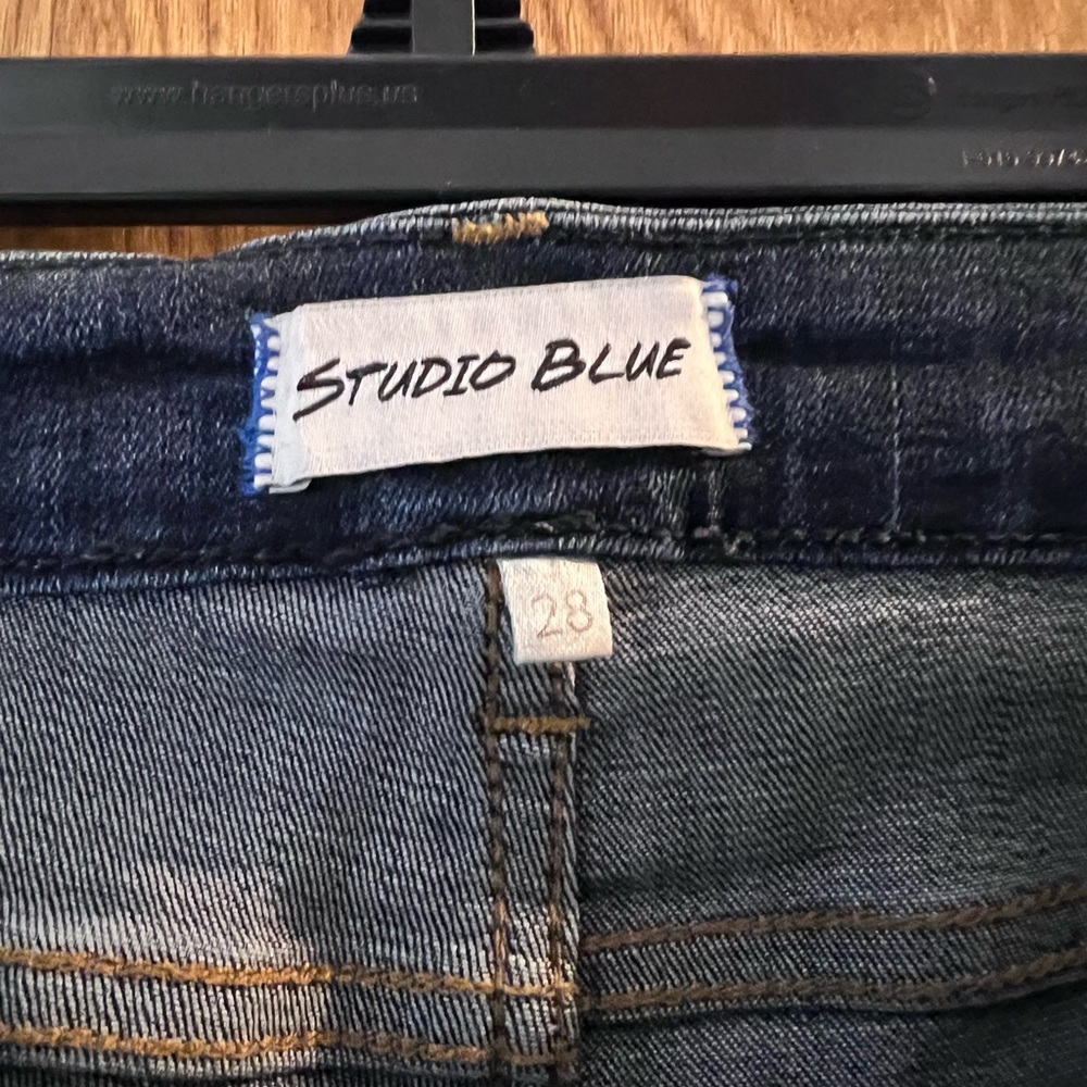 Studio Blue Jean- Mid Rise Skinny